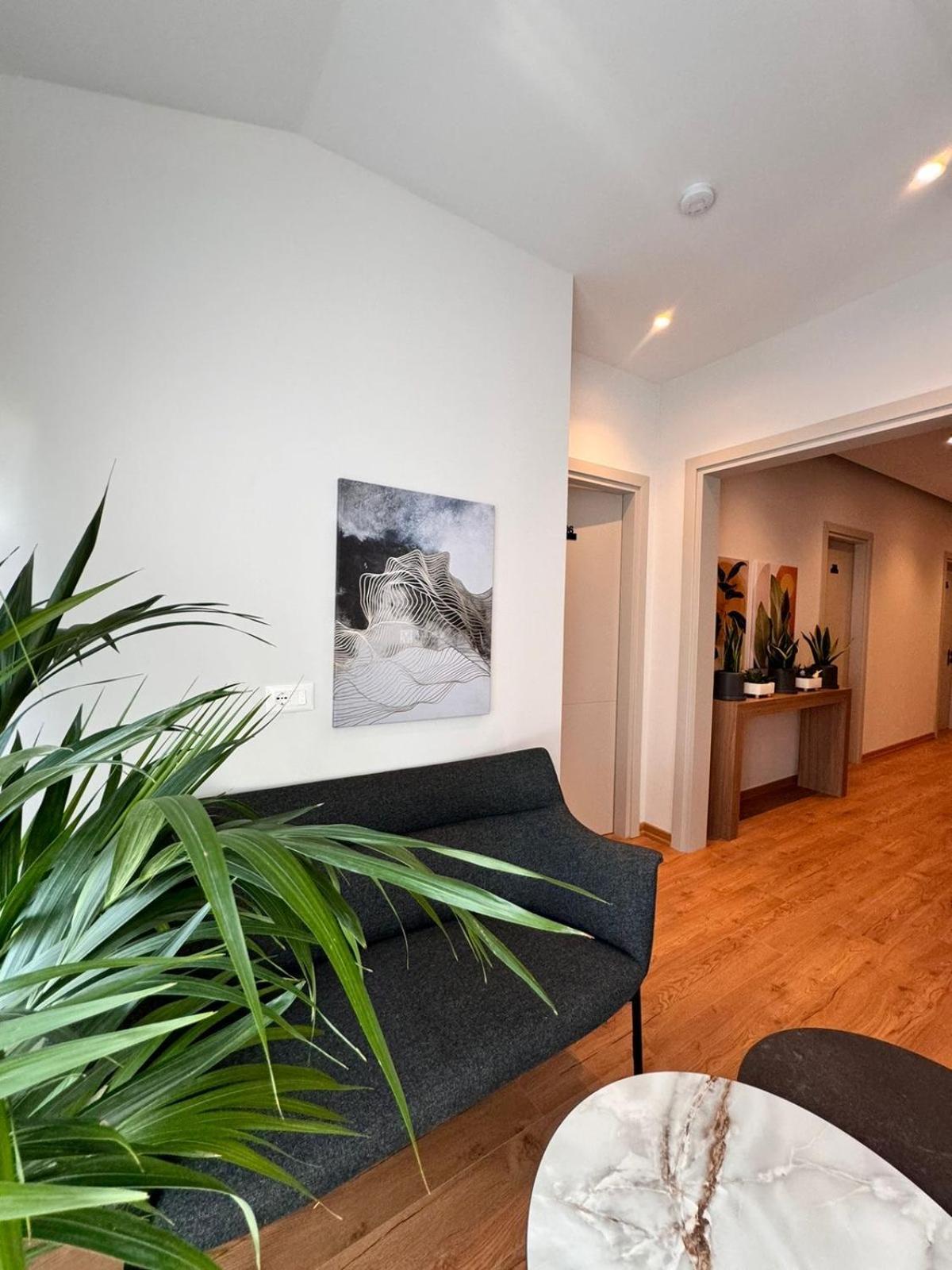 Izi Boutique Apartman Tirana Kültér fotó