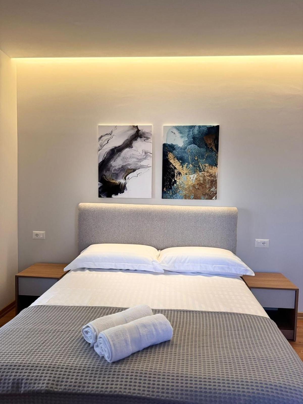 Izi Boutique Apartman Tirana Kültér fotó