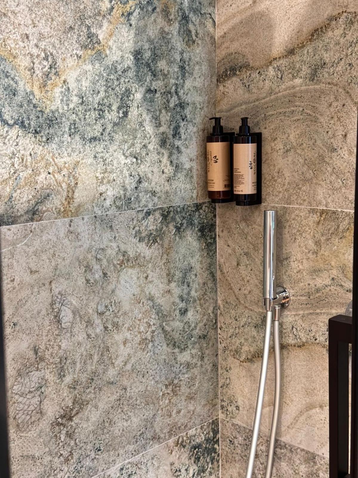 Izi Boutique Apartman Tirana Kültér fotó