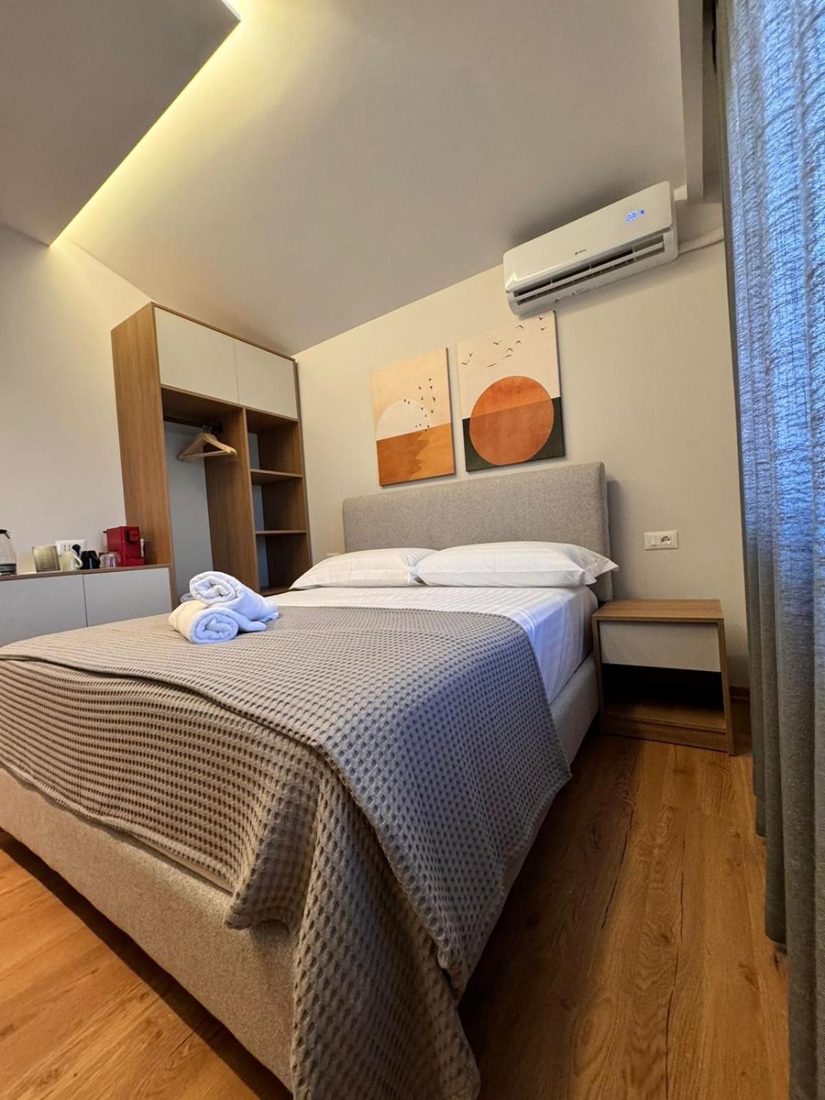 Izi Boutique Apartman Tirana Kültér fotó