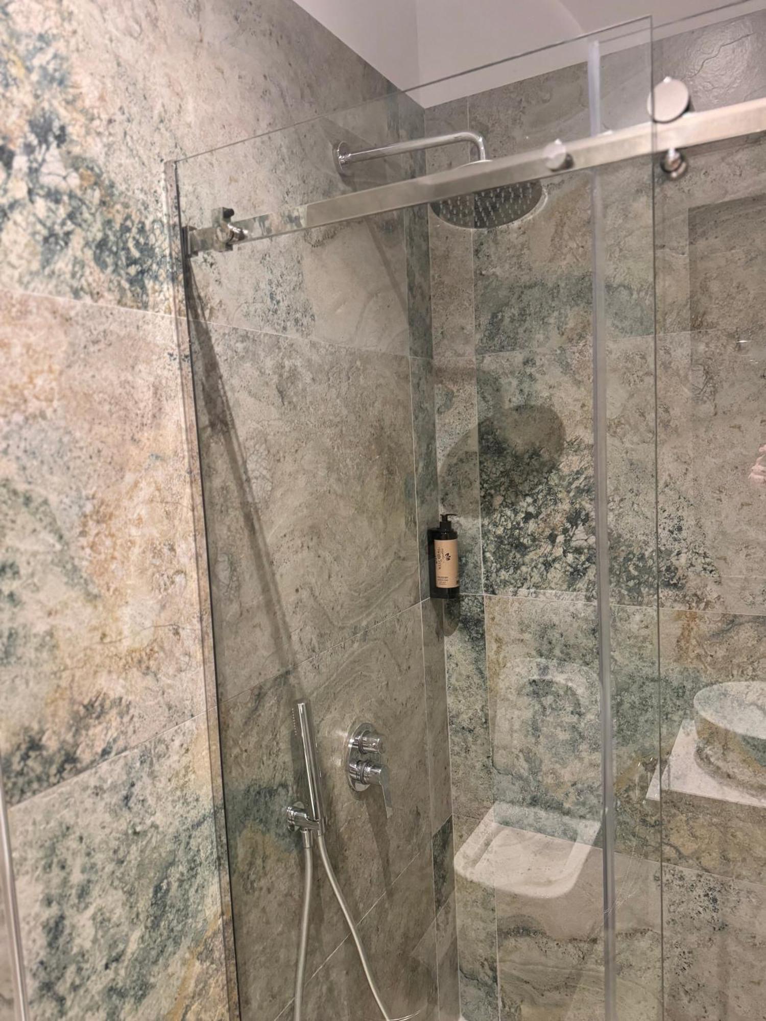 Izi Boutique Apartman Tirana Kültér fotó