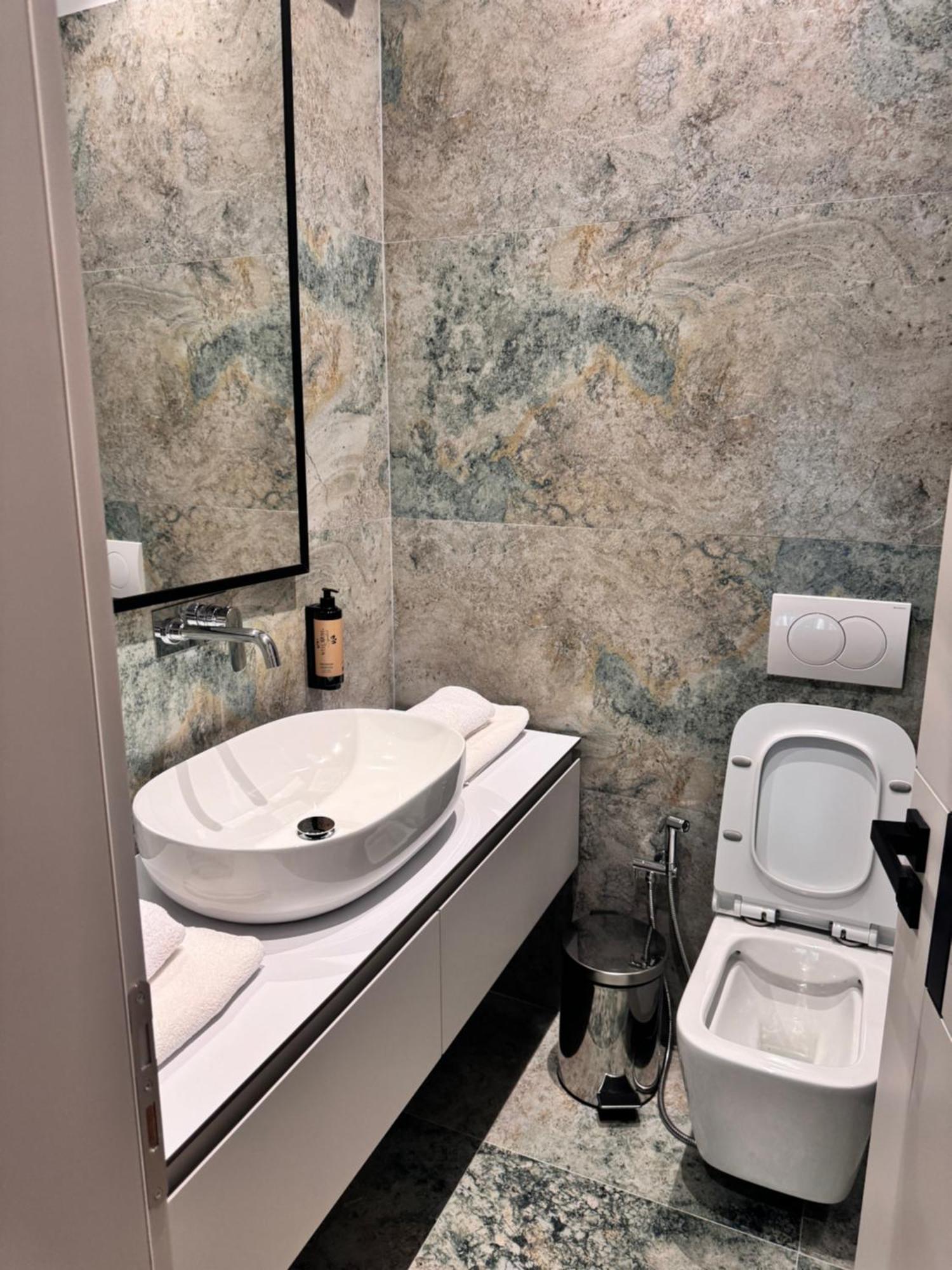 Izi Boutique Apartman Tirana Kültér fotó