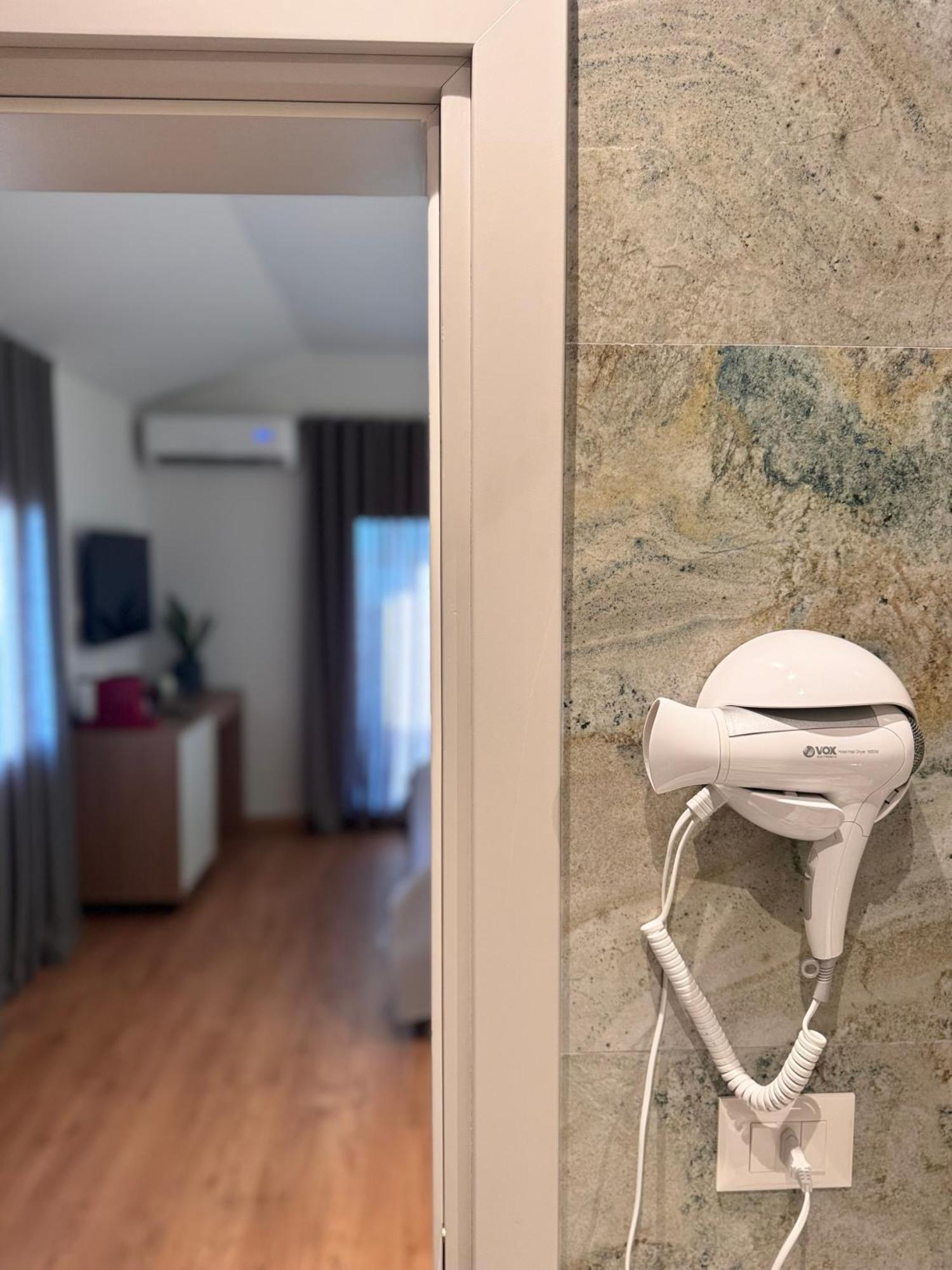 Izi Boutique Apartman Tirana Kültér fotó