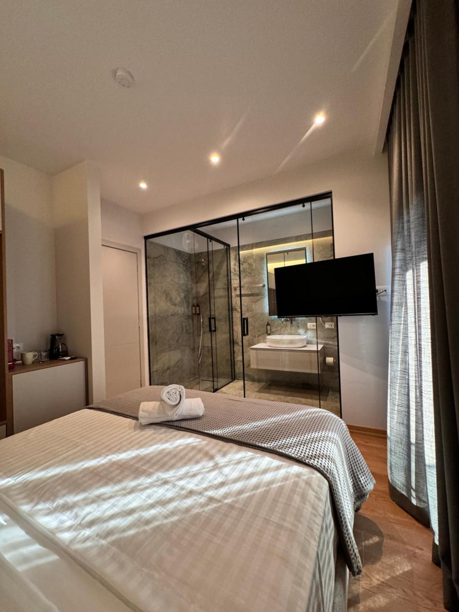 Izi Boutique Apartman Tirana Kültér fotó